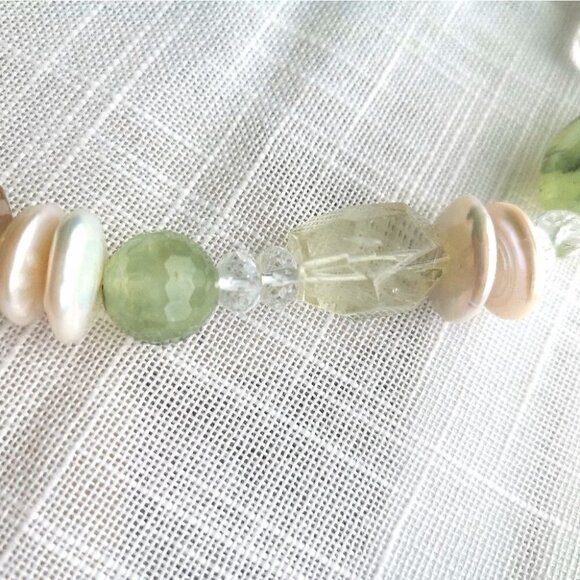 Green quartz gemstone coin pearl necklace - Picture 8 of 11